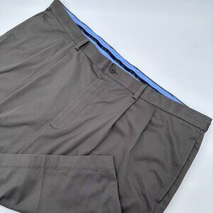 Brooks Brothers Men's 9" Advantage Chino® Pleated Front Shorts Size W48 Dk. Grey